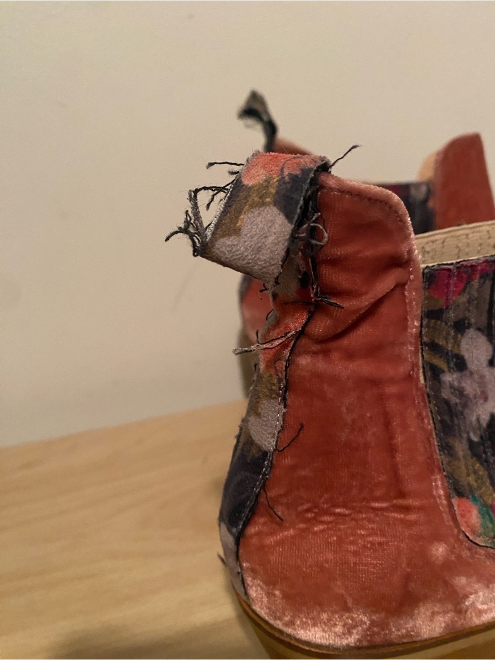 Shellys London Anthropologie Pink Velvet Floral Chelsea Boots US 9.5 - Picture 4 of 9
